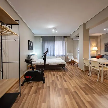 άνετο κεντρικό διαμέρισμα. Apartamento *